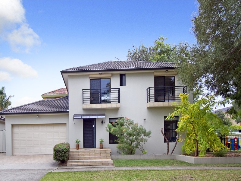 27 Endeavour Street, Sylvania NSW 2224