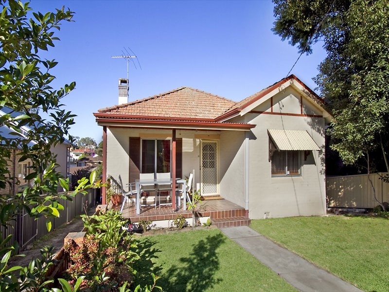 46 GLENCOE STREEET, Sutherland NSW 2232