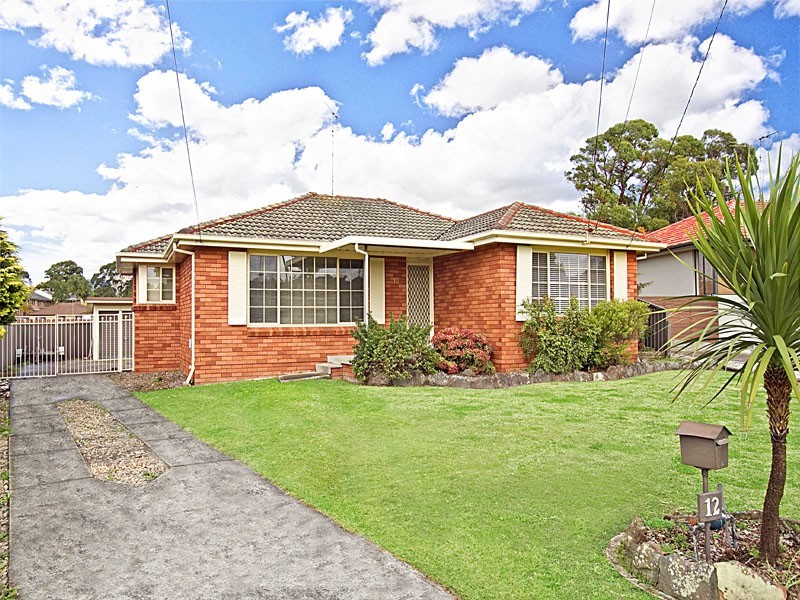 12  Vista Heights Road, Miranda NSW 2228