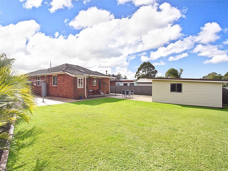 12  Vista Heights Road, Miranda NSW 2228