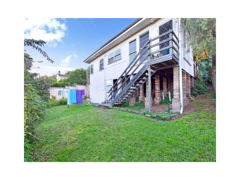 28 Henry Avenue, Sylvania NSW 2224