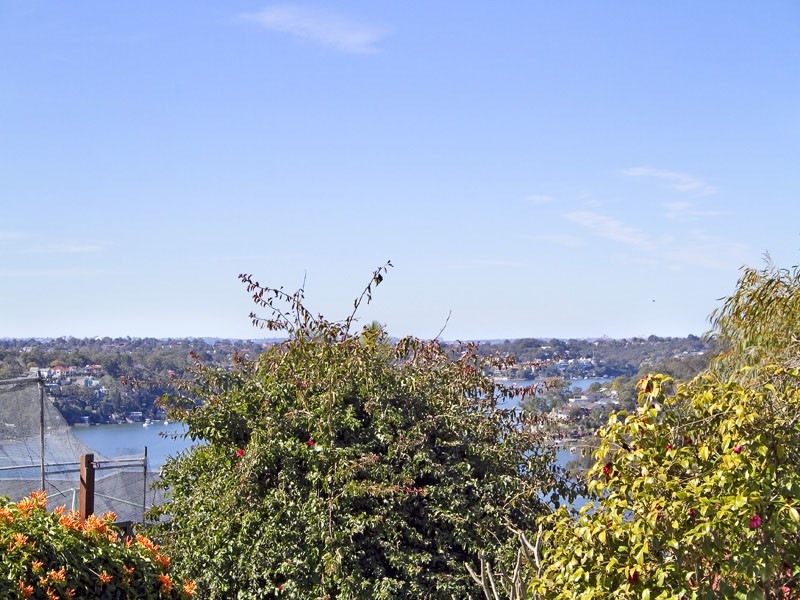 8  Currah Road, Como NSW 2226