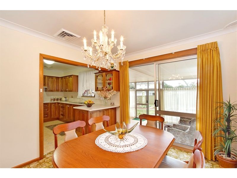 16 Garnet Road, Miranda NSW 2228