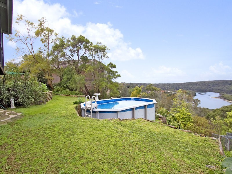 10 Moyran Parade, Grays Point NSW 2232