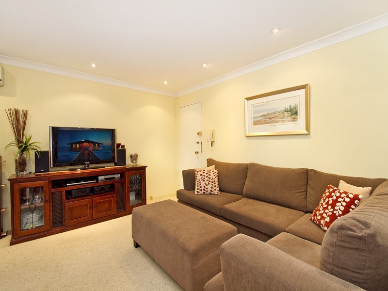 12/125 Oak Road, Kirrawee NSW 2232