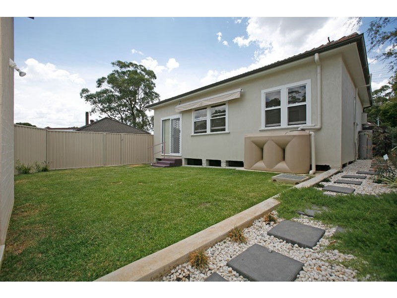 29 Kenneth Avenue, Kirrawee NSW 2232