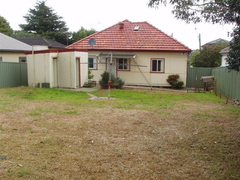 483 President Ave, Kirrawee NSW 2232