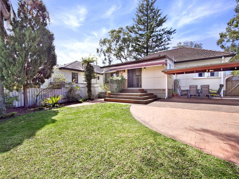 31 Ingara Avenue, Miranda NSW 2228