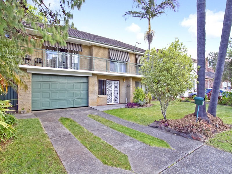 8 Nyngan Place, Miranda NSW 2228