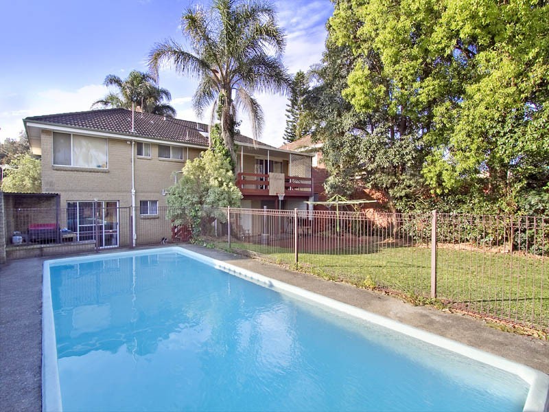 8 Nyngan Place, Miranda NSW 2228