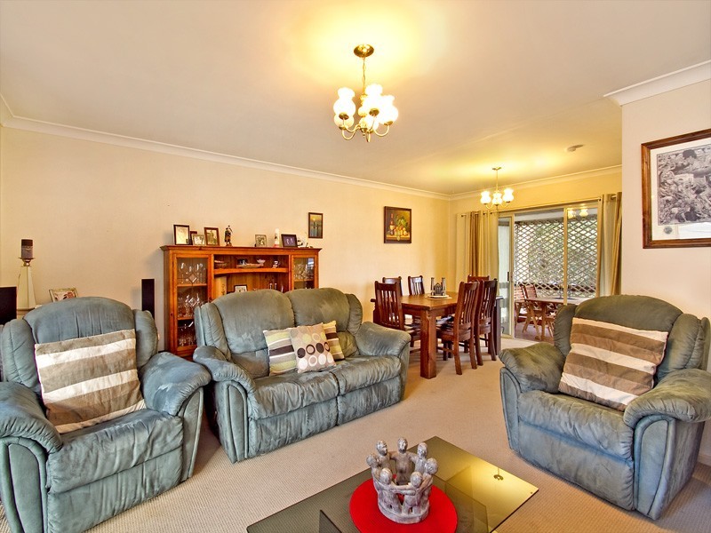 8 Nyngan Place, Miranda NSW 2228