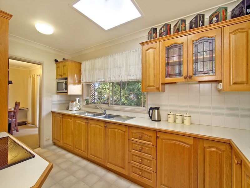 8 Nyngan Place, Miranda NSW 2228