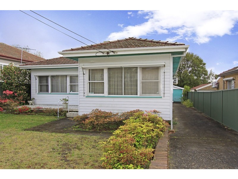 59 Warraba Street, Como NSW 2226