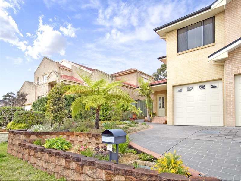 2/12 Yarra Vista Court, Yarrawarrah NSW 2233