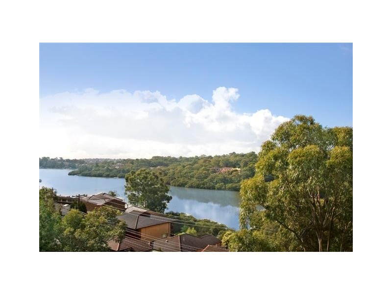 6 Balandra Place, Kareela NSW 2232