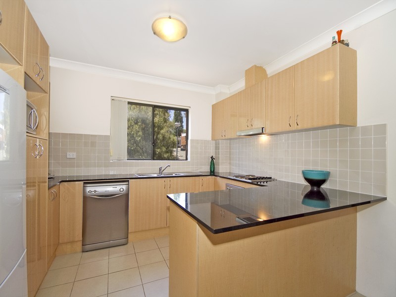 11/48-54 Railway Crescent, Jannali NSW 2226