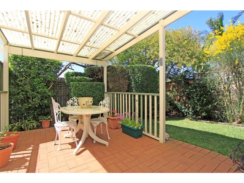 8a Barjadda Avenue, Sylvania NSW 2224