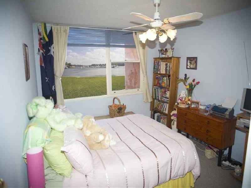 8/19  Clare Street, Sylvania NSW 2224