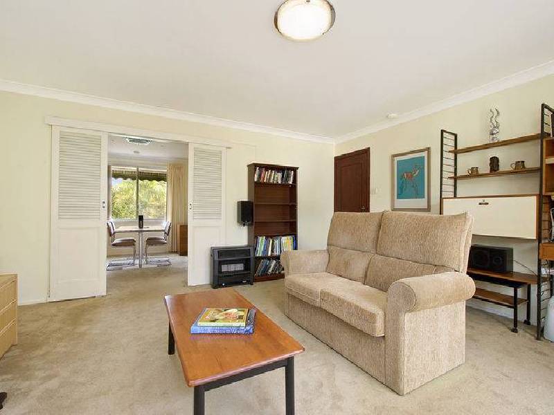 23 Leichhardt Crescent, Sylvania NSW 2224