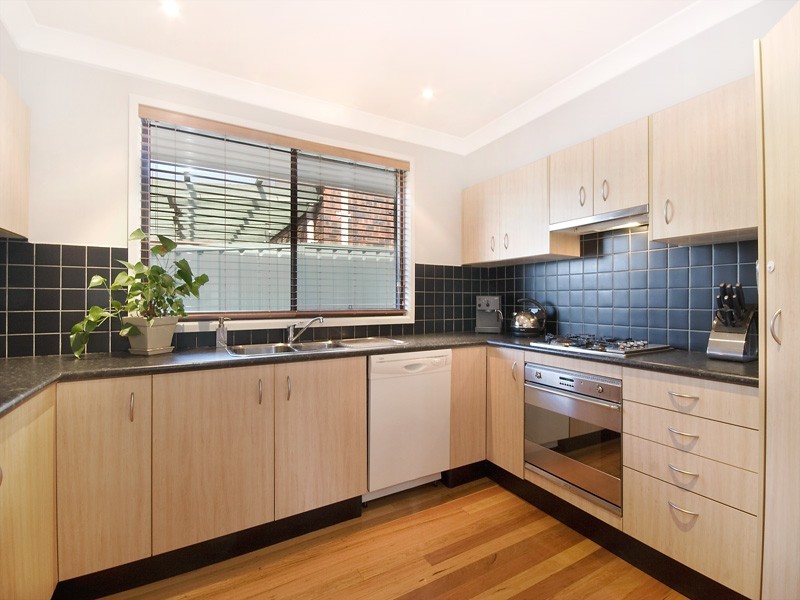 48 Giles Street, Yarrawarrah NSW 2233