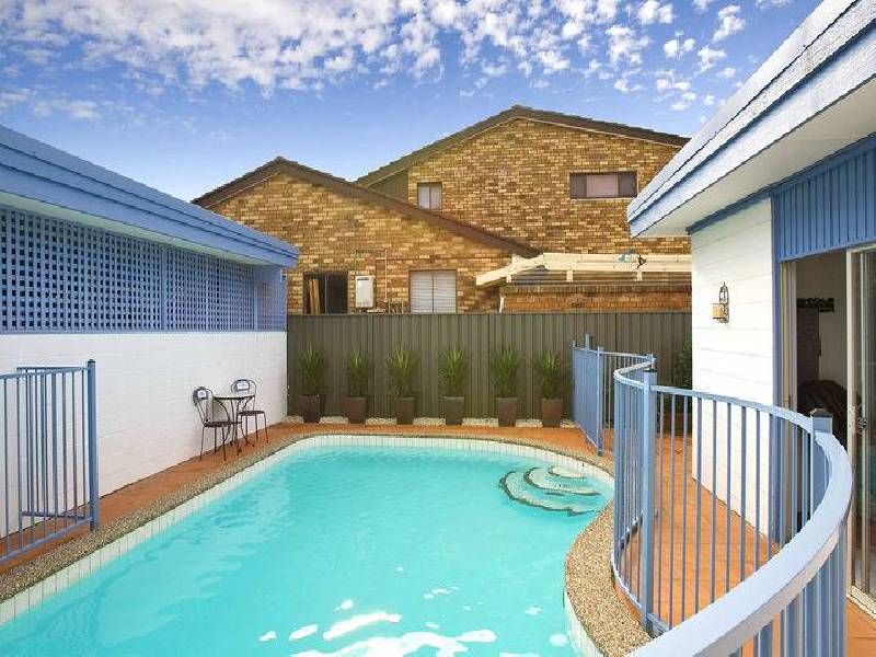 42  Leichhardt Crescent, Sylvania NSW 2224