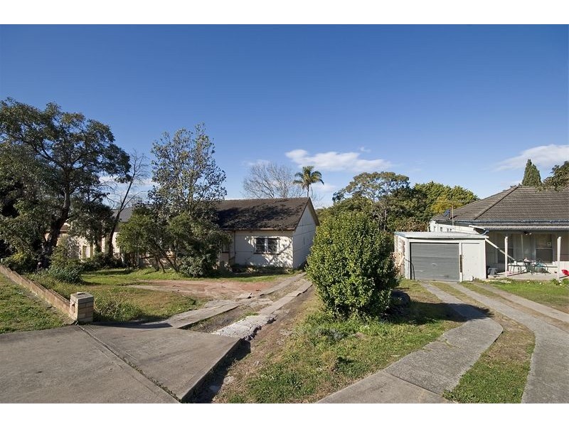 60 & 62  Toronto Parade, Sutherland NSW 2232