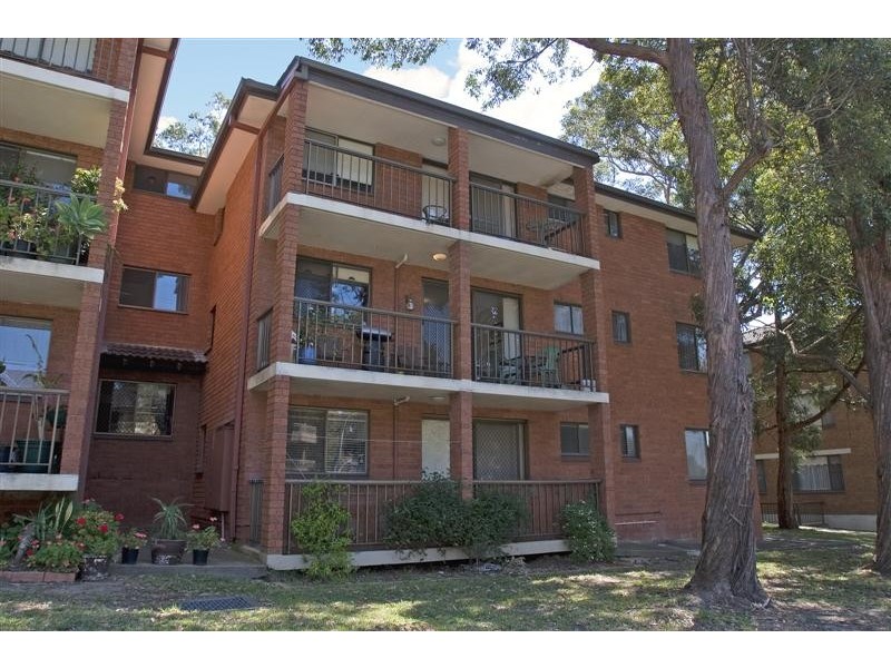 4/63  Auburn Street, Sutherland NSW 2232