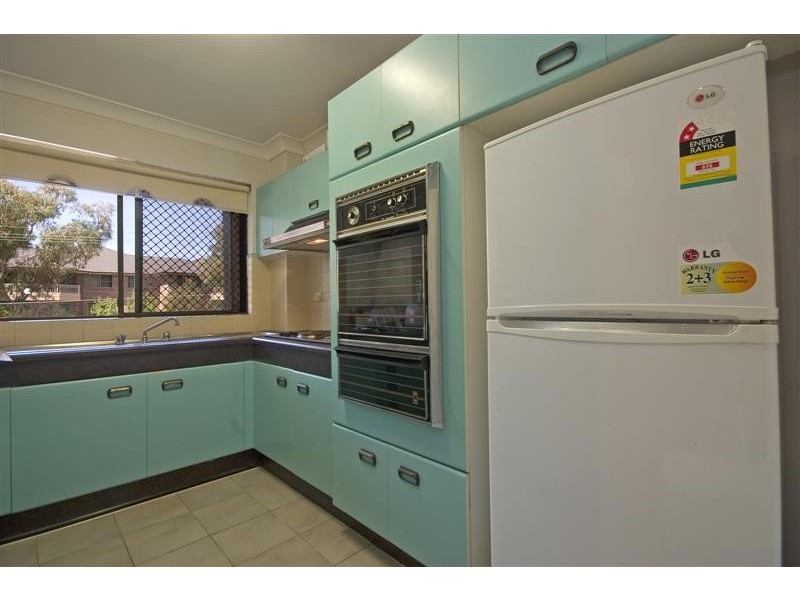 4/63  Auburn Street, Sutherland NSW 2232