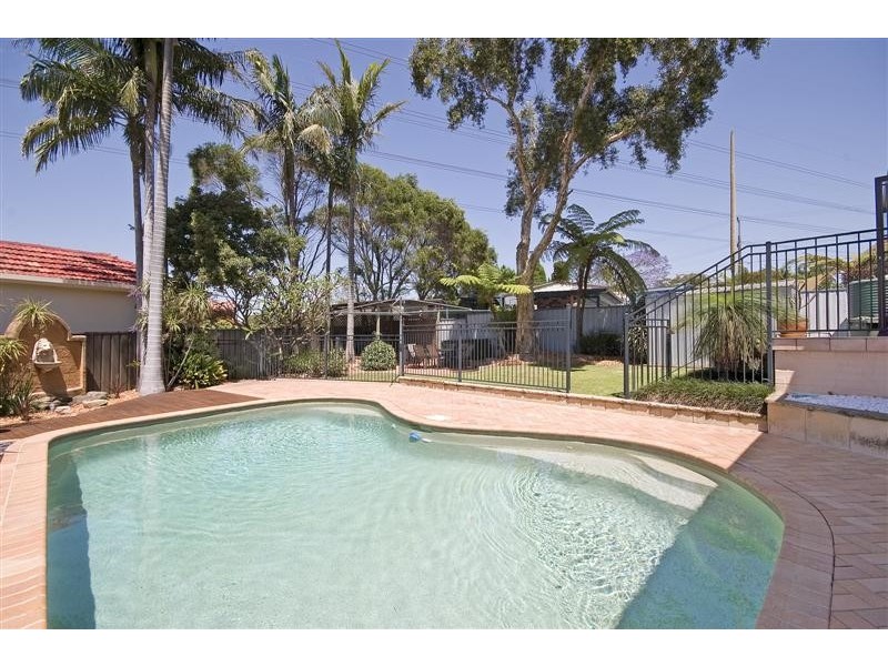 6  Kobada Place, Sylvania NSW 2224