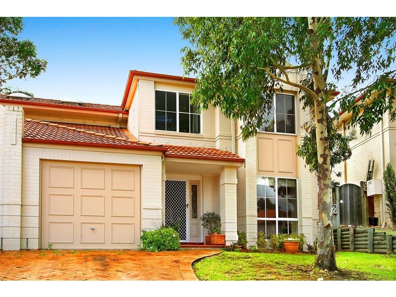 12  Oakwood Way, Menai NSW 2234