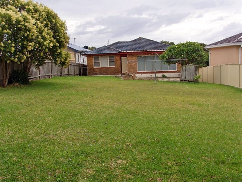 10  Cook Street, Caringbah NSW 2229