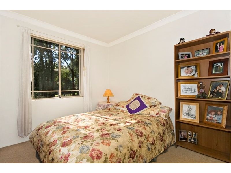 2/73-75  Flora Street, Kirrawee NSW 2232