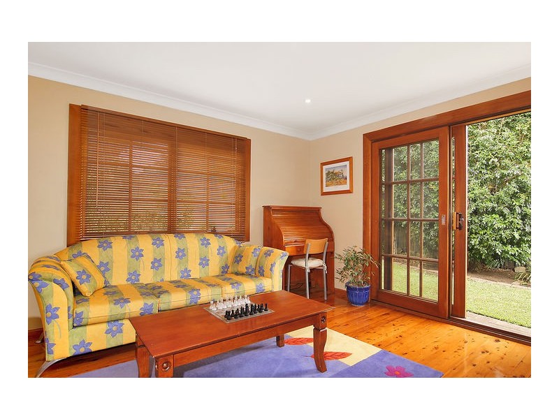 4 Elliott Street, Picnic Point NSW 2213