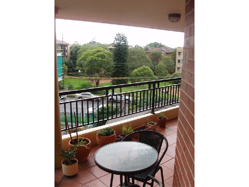 12/17-21  GRAY STREET, Sutherland NSW 2232