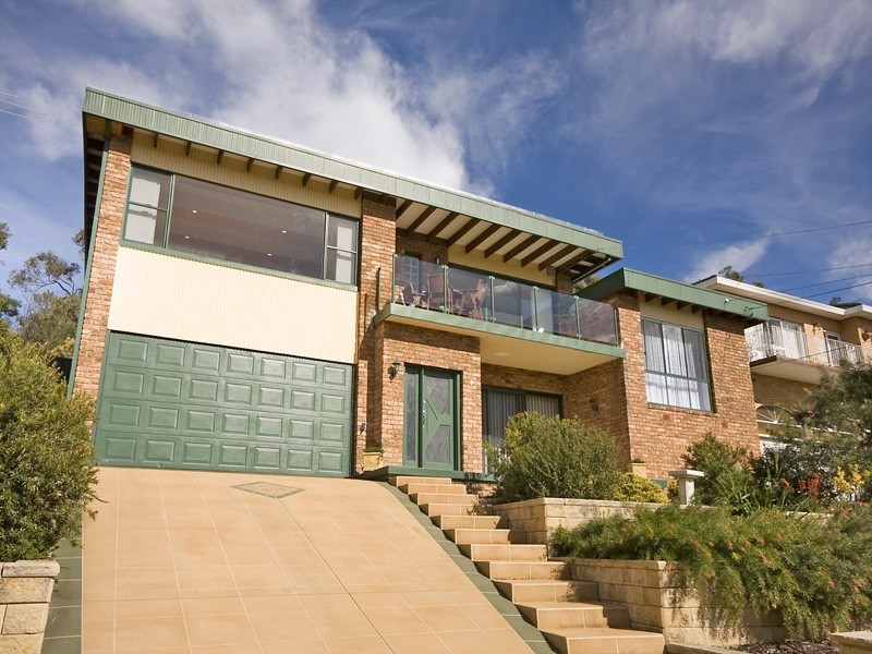 4  Struen Marie Street, Kareela NSW 2232