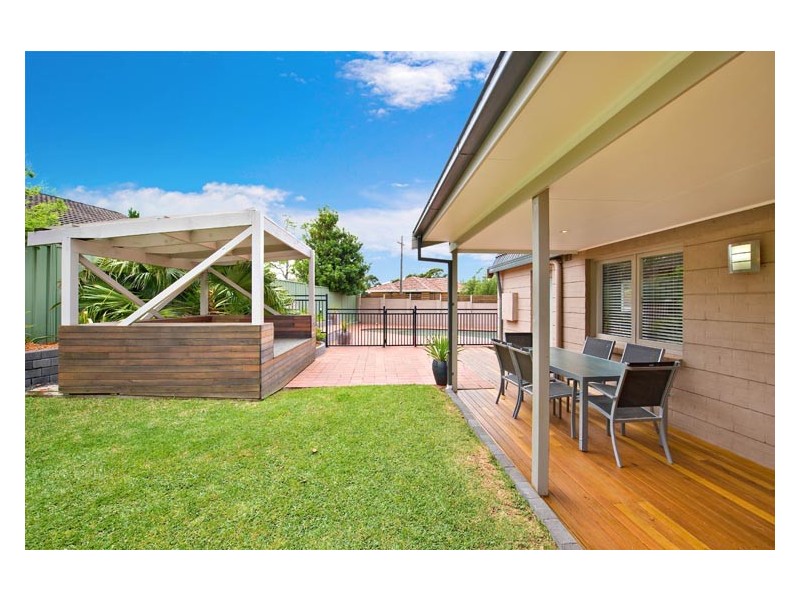 1  Amos Place, Sylvania NSW 2224