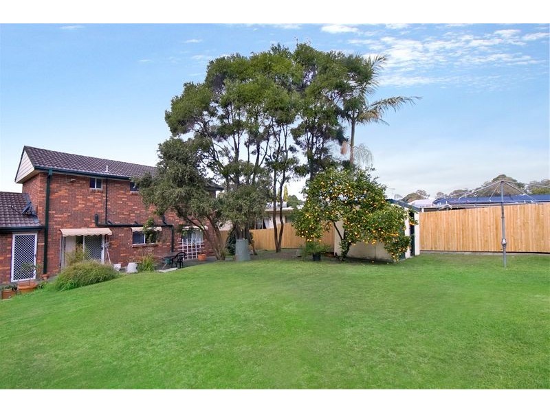 33  Bandain Avenue, Kareela NSW 2232