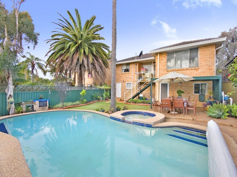 7  Paris Place, Miranda NSW 2228