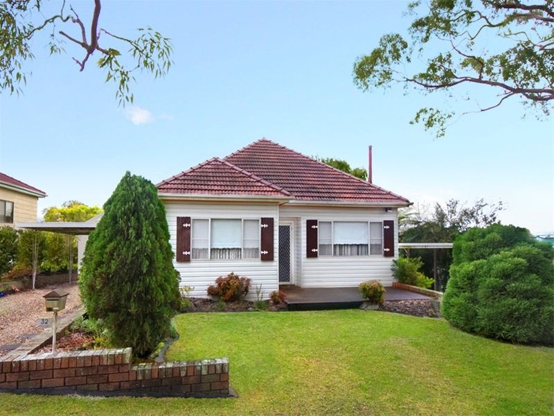 32   First Avenue, Loftus NSW 2232