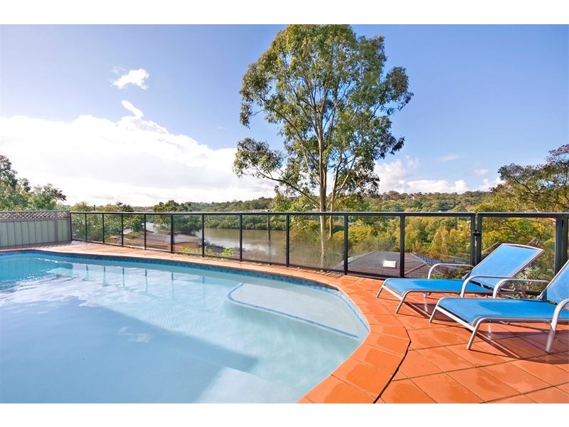 6 Balandra Place, Kareela NSW 2232