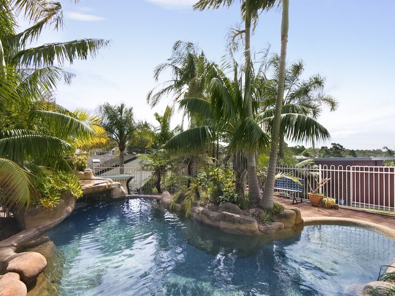 41   Oak Road, Kirrawee NSW 2232