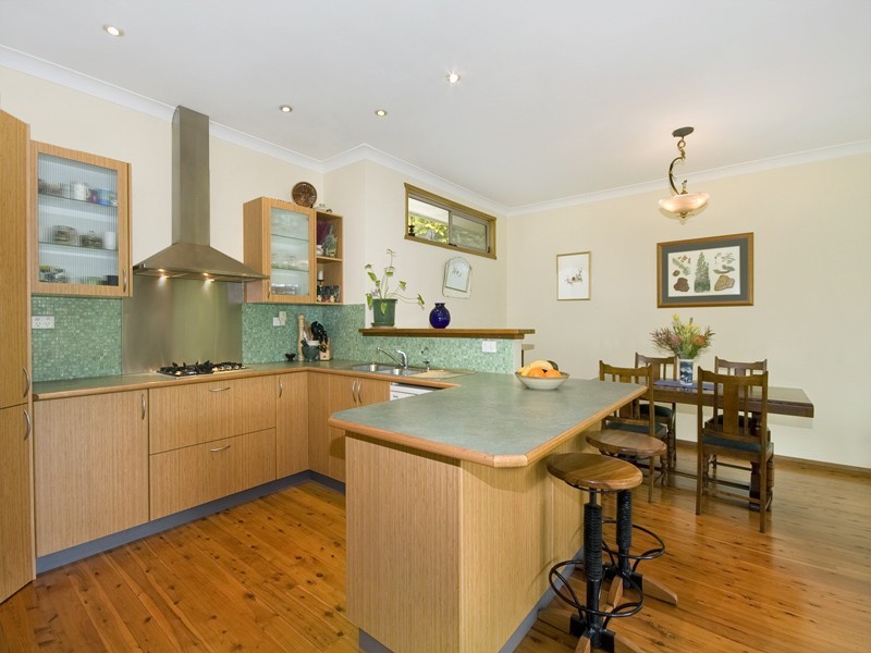 41   Oak Road, Kirrawee NSW 2232