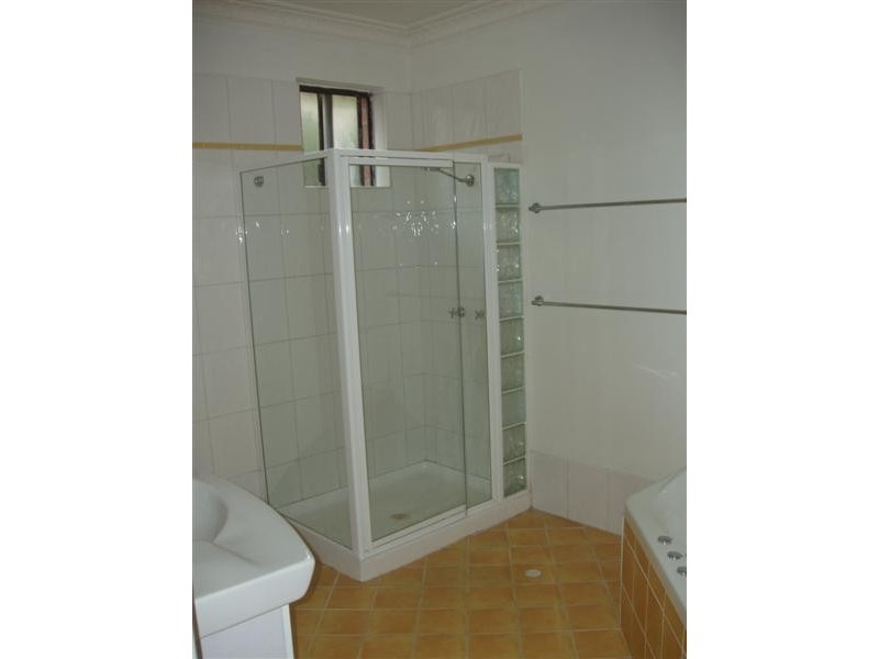 24  TUNBRIDGE PLACE, Jannali NSW 2226