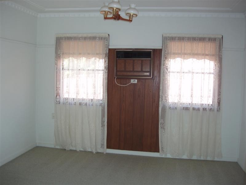22  WOLLUN STREET, Como NSW 2226
