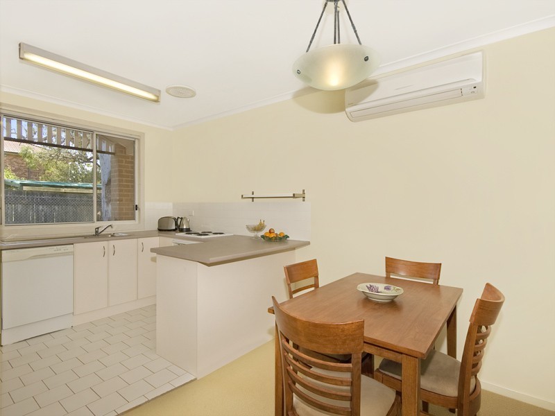 2/7  Lenna Place, Jannali NSW 2226