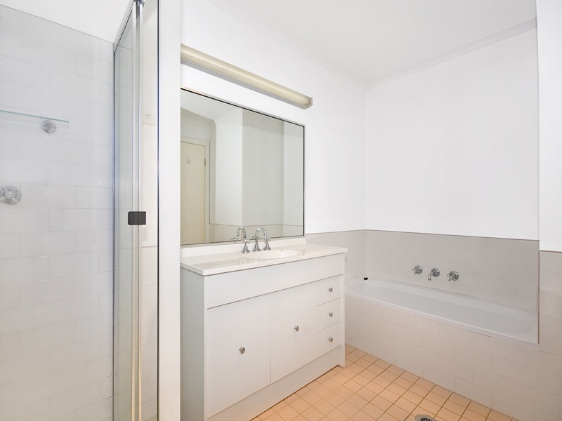 2/7  Lenna Place, Jannali NSW 2226