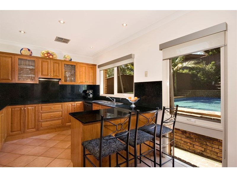 10   Banool Street, Kareela NSW 2232