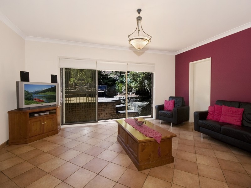 10   Banool Street, Kareela NSW 2232