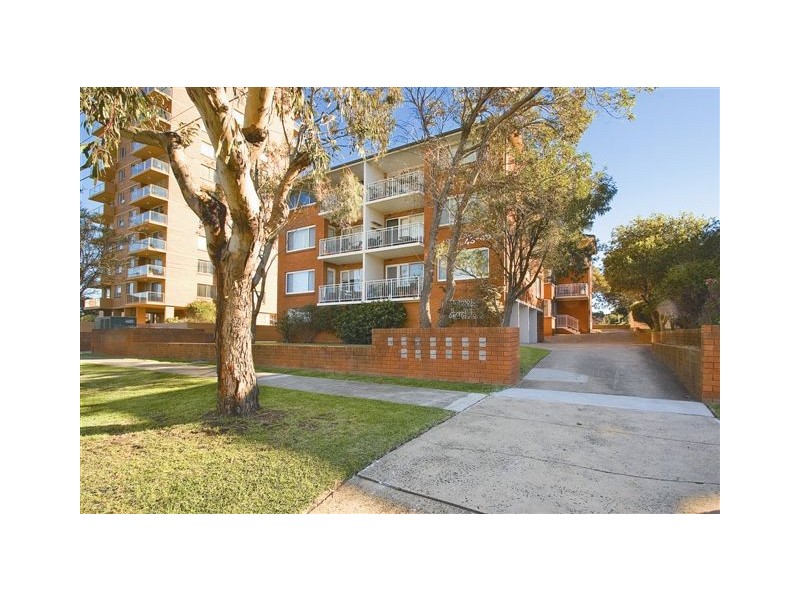 12/43  SEAVIEW STREET, Cronulla NSW 2230