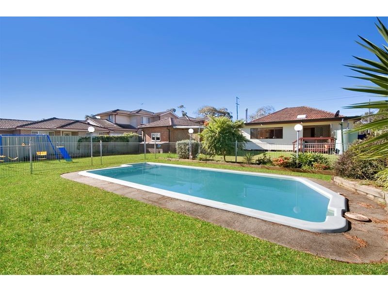 97 Loftus Avenue, Loftus NSW 2232
